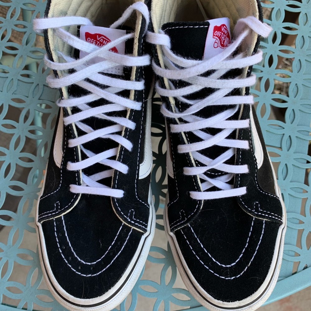 Vans - Picture 3 of 5